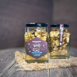 Грецкий орех в меду 300 г