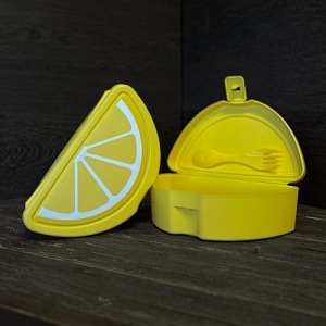 Ланч бокс пластиковый с ложкой и вилкой